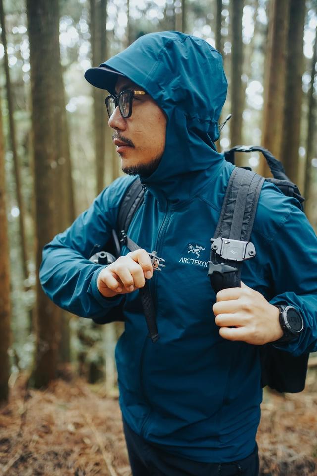 需要一件軟殼外套嗎?始祖鳥Arc’teryx Gamma SL實測