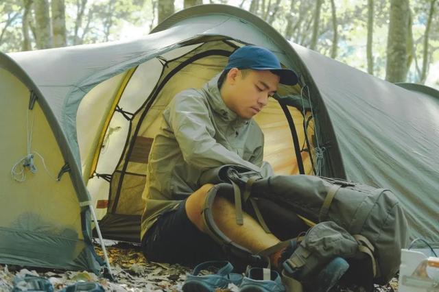 夏日戶外穿搭,套上Fjallraven北極狐新款系列擺脫黏膩感