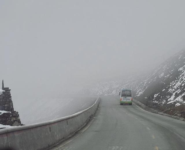 還記得那年秋天的稻城亞丁嗎?第一次去稻城亞丁旅游心得體會