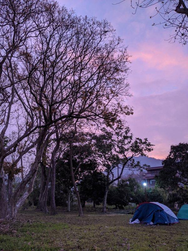 出去露營,帳篷、睡袋、睡墊這些戶外裝備怎么選?