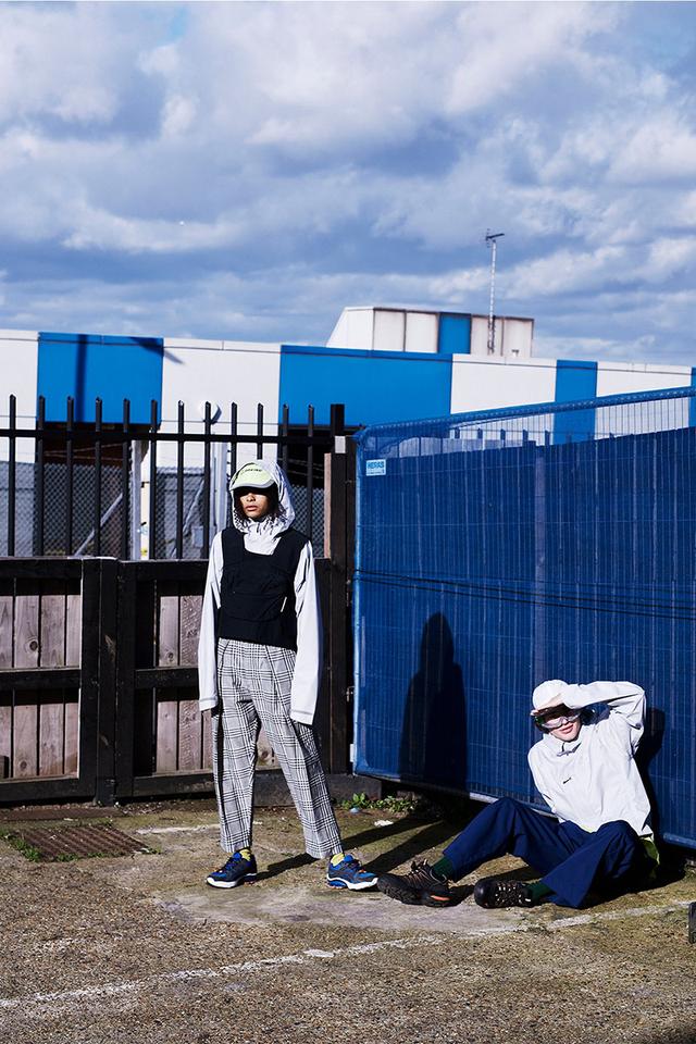 當穿爬山的戶外服飾變成工作服,英國品牌Karrimor詮釋新造型