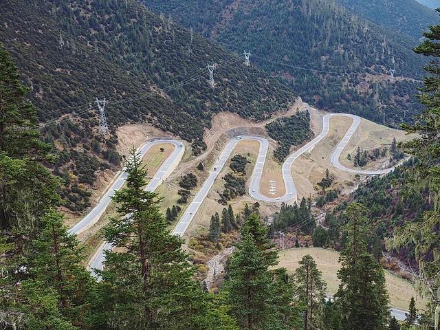 還記得那年秋天的稻城亞丁嗎?第一次去稻城亞丁旅游心得體會