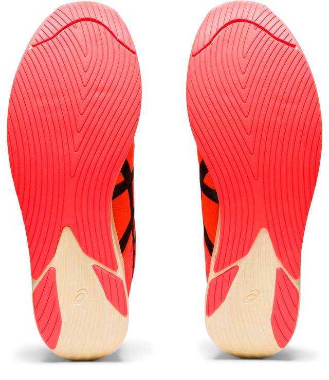 Nike Next%開售,三大運動品牌競速跑鞋正面交鋒