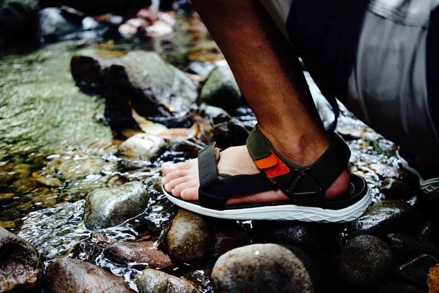 選擇適合自己的戶外涼鞋,TEVA、SUICOKE、CHACO、LUNA測試