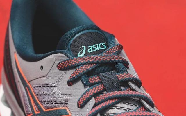 今天穿著剛買的ASICS亞瑟士GELKAYANO 27跑鞋實(shí)跑分享