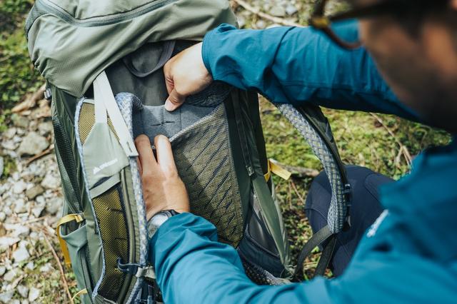 GREGORY(格里高利)新款背包開箱實測,兼具背負與輕量化的登山包