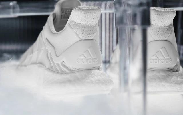 adidas推出全新CLIMACOOL系列跑鞋,夏日帶來清涼跑步體驗