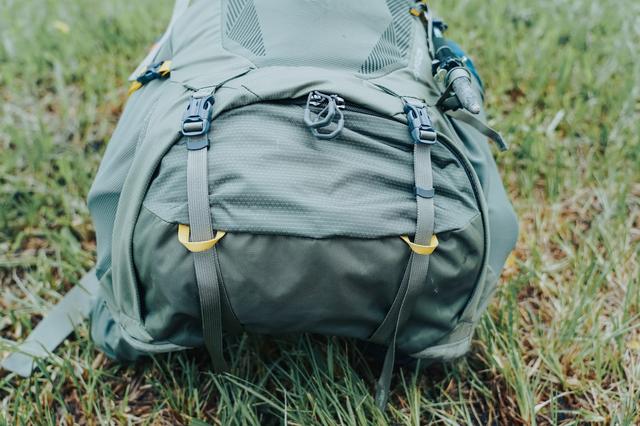 GREGORY(格里高利)新款背包開箱實測,兼具背負與輕量化的登山包