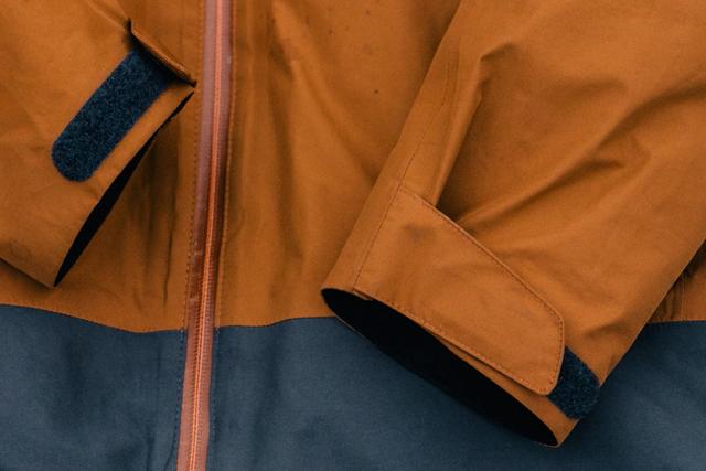 不準時的開箱,都市、旅行、郊山都能穿的Lafuma(樂飛葉)沖鋒衣