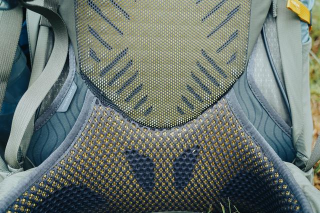 GREGORY(格里高利)新款背包開箱實測,兼具背負與輕量化的登山包