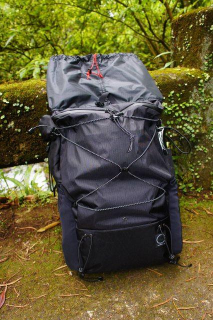 小眾日系戶(hù)外品牌山と道通勤背包開(kāi)箱,山系妹子常穿的品牌