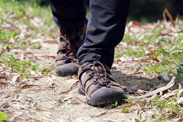 戶外運(yùn)動(dòng)不能穿涼鞋?KEEN涼鞋登山初體驗(yàn)