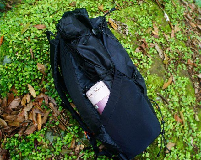 小眾日系戶(hù)外品牌山と道通勤背包開(kāi)箱,山系妹子常穿的品牌