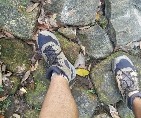 Merrell邁樂的登山鞋怎么樣?第一次穿出去測評會有什么驚喜?