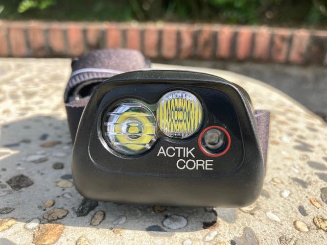 戶外裝備大公開,夏季單日徒步裝備清單