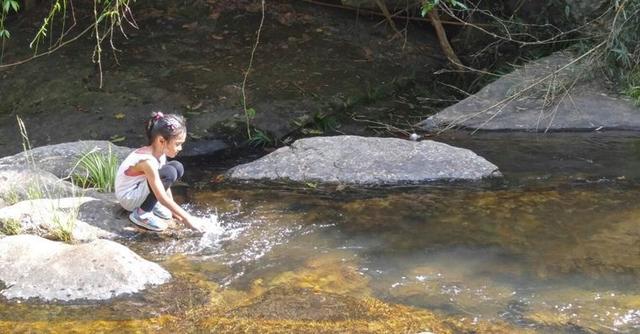 夏季爬山的注意事項(xiàng),容易中暑千萬(wàn)別掉以輕心