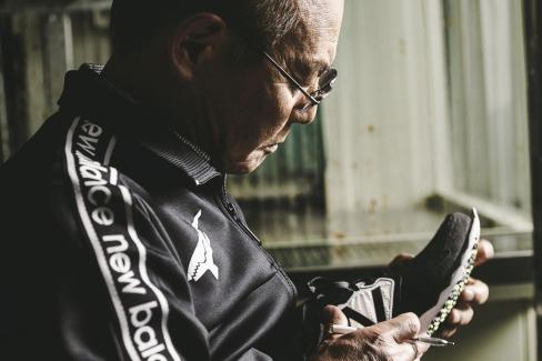 日本跑鞋之神三村仁司力作,全世界限量300雙New Balance跑鞋