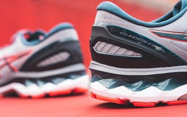 今天穿著剛買的ASICS亞瑟士GELKAYANO 27跑鞋實(shí)跑分享