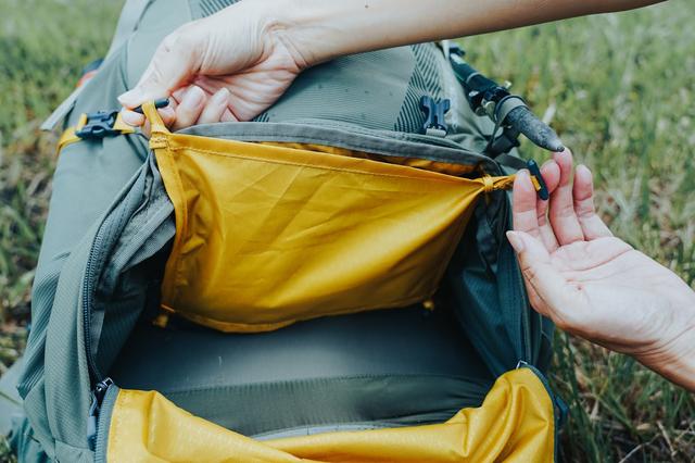 GREGORY(格里高利)新款背包開箱實測,兼具背負與輕量化的登山包