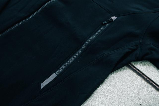 想買軟殼衣?看實拍Haglofs火柴棍開箱買好貨