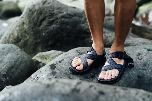選擇適合自己的戶外涼鞋,TEVA、SUICOKE、CHACO、LUNA測試