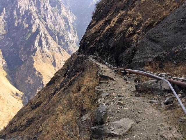 你一年四季云南值得去的景點,寫下這份虎跳峽徒步行程