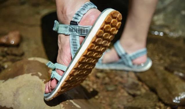 戶外涼鞋評(píng)測(cè),6款機(jī)能涼鞋哪一雙適合你?