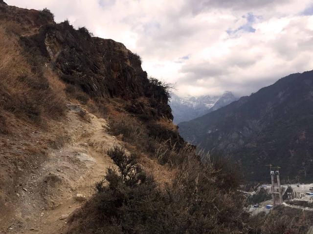 你一年四季云南值得去的景點,寫下這份虎跳峽徒步行程