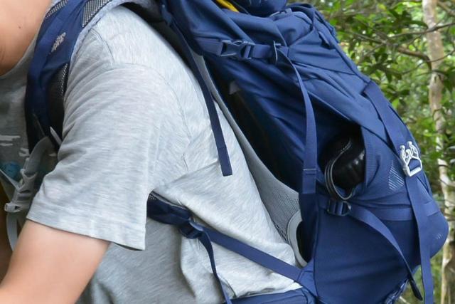 適合新手入門的一款登山背包,Lowe Alpine戶外背包測評