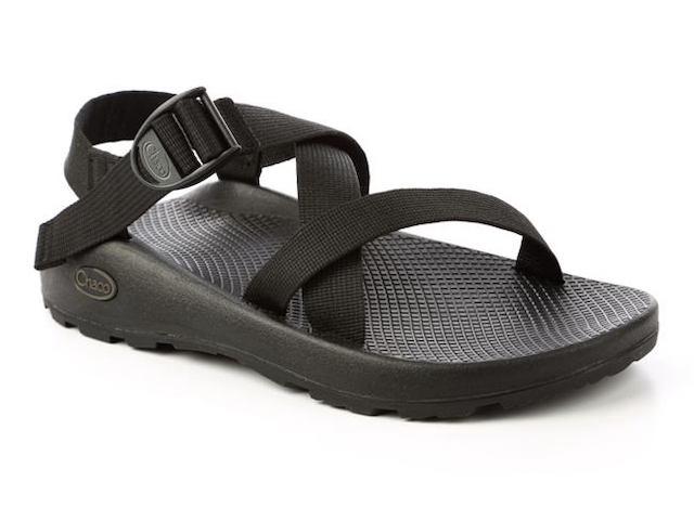 男生夏天必備穿搭的防水涼鞋,戶外休閑運動風隨你挑