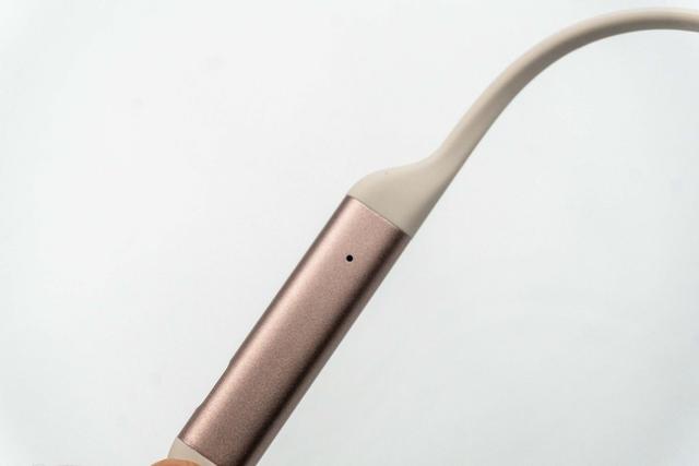 藍牙耳機推薦,Bowers Wilkins無線藍牙耳機簡單使用心得