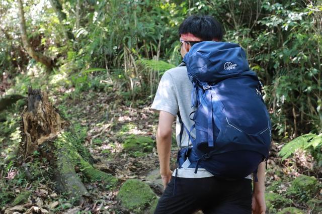 適合新手入門的一款登山背包,Lowe Alpine戶外背包測評