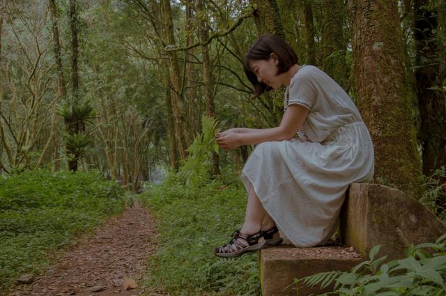 戶外涼鞋推薦KEEN Whisper溯溪鞋,輕量百搭戶外鞋