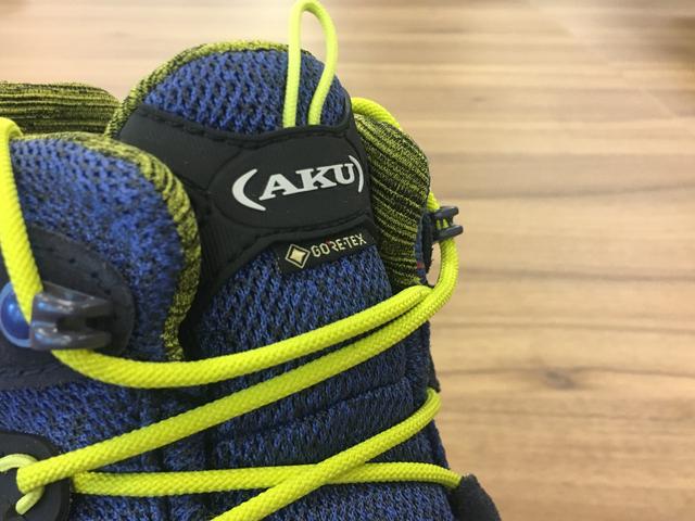 晚上去爬山,這些戶外裝備用品性能不能忽視