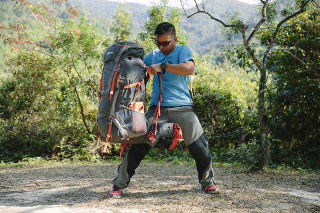 戶外露營教學,教你戶外背包的正確方法