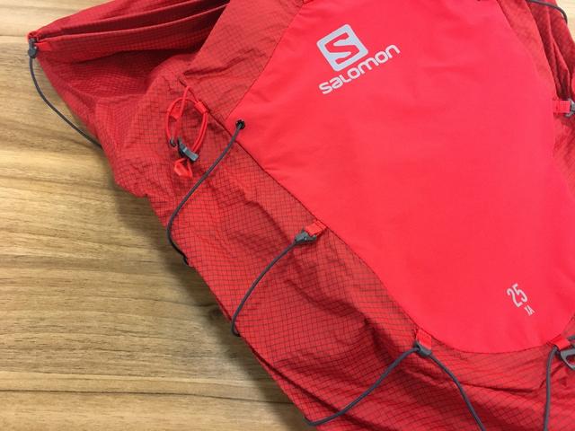 晚上去爬山,這些戶外裝備用品性能不能忽視