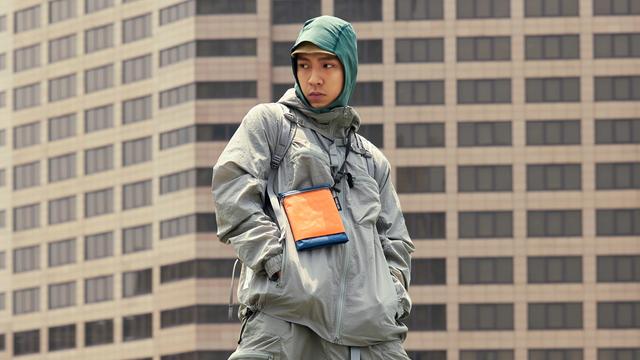 下雨天穿什么?嚴選這幾件防水防風機能外套讓你帥氣又時髦