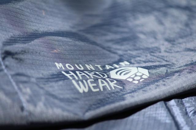 山浩Mountain Hardwear沖鋒衣和沖鋒褲實測,陪你走濕路