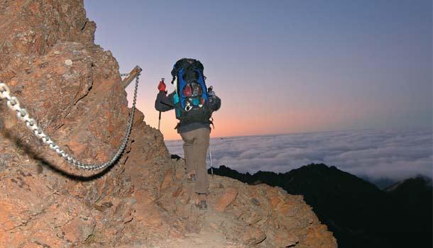 你能判斷隊友是否“高反”嗎?認識高原反應(高山癥)3大癥狀