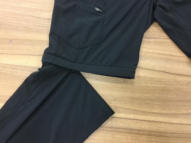 晚上去爬山,這些戶外裝備用品性能不能忽視