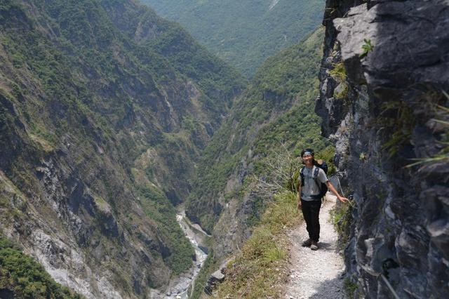 適合新手入門的一款登山背包,Lowe Alpine戶外背包測評