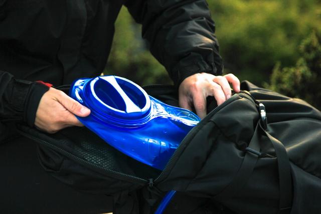 CamelBak駝峰水袋實測,相見恨晚的一款戶外裝備分享