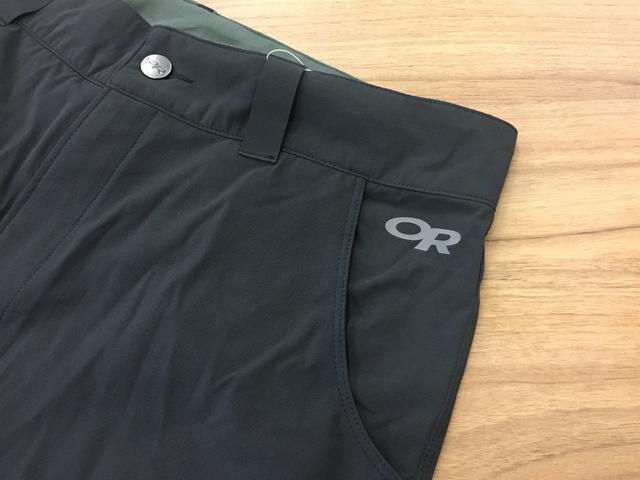 晚上去爬山,這些戶外裝備用品性能不能忽視