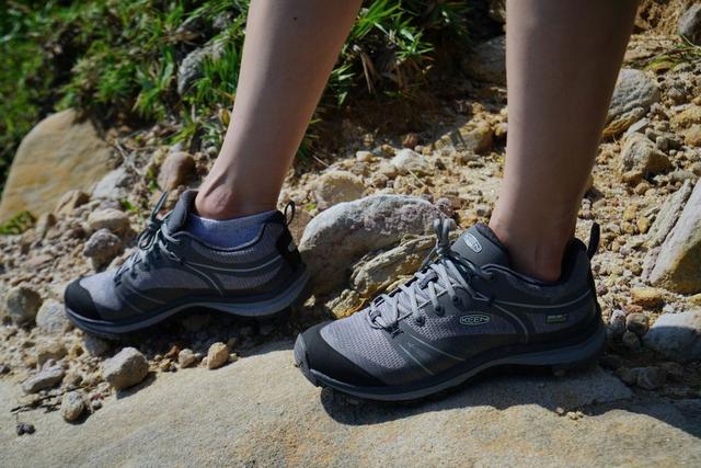 高顏值的徒步鞋品牌推薦,來自keen的一款戶外徒步鞋實測