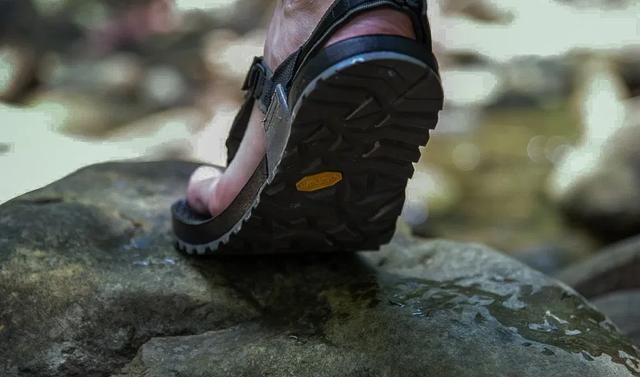 戶外涼鞋評(píng)測(cè),6款機(jī)能涼鞋哪一雙適合你?