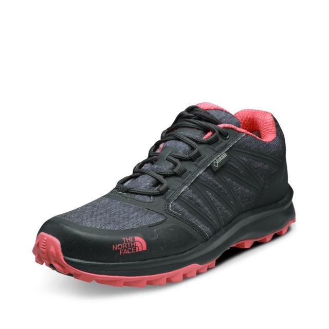 教你如何挑選登山鞋,戶外登山鞋也很可以很時尚