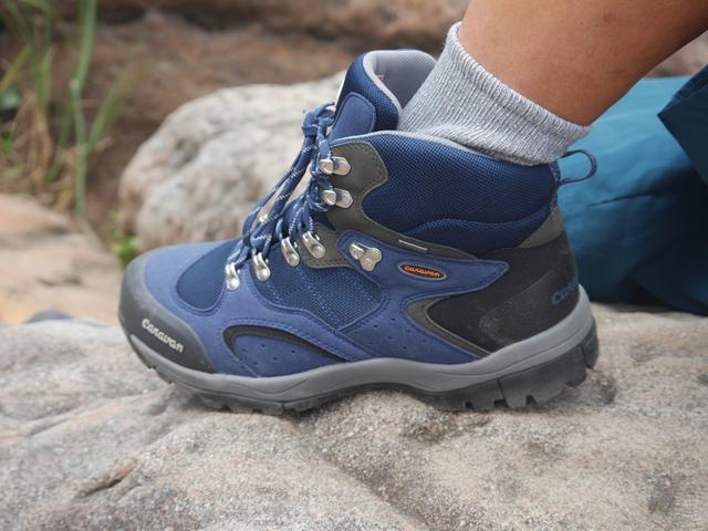 老手菜鳥都適合的登山鞋,Caravan登山鞋實測