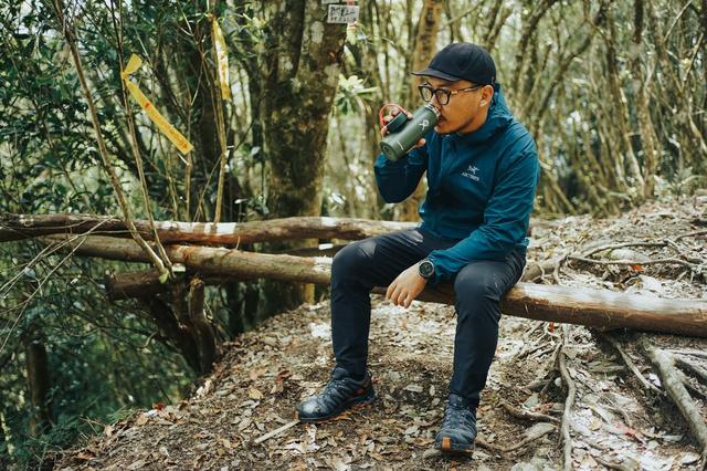 野外徒步需要什么裝備?單日輕裝戶外裝備指南