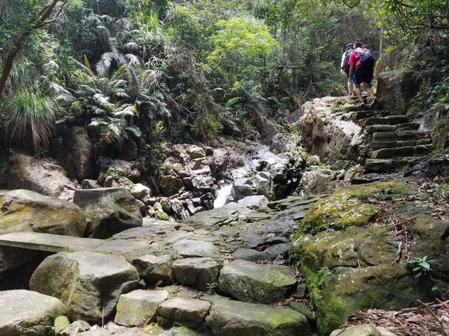 Salomon薩洛蒙越野跑徒步鞋體驗報告,值得入手的一雙鞋