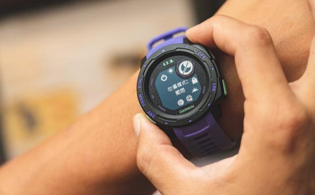 Garmin佳明Instinct聯手新世紀福音戰士聯名款手表開箱分享